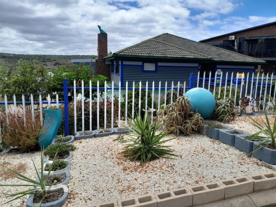 3 Bedroom Property for Sale in Stilbaai Wes Western Cape